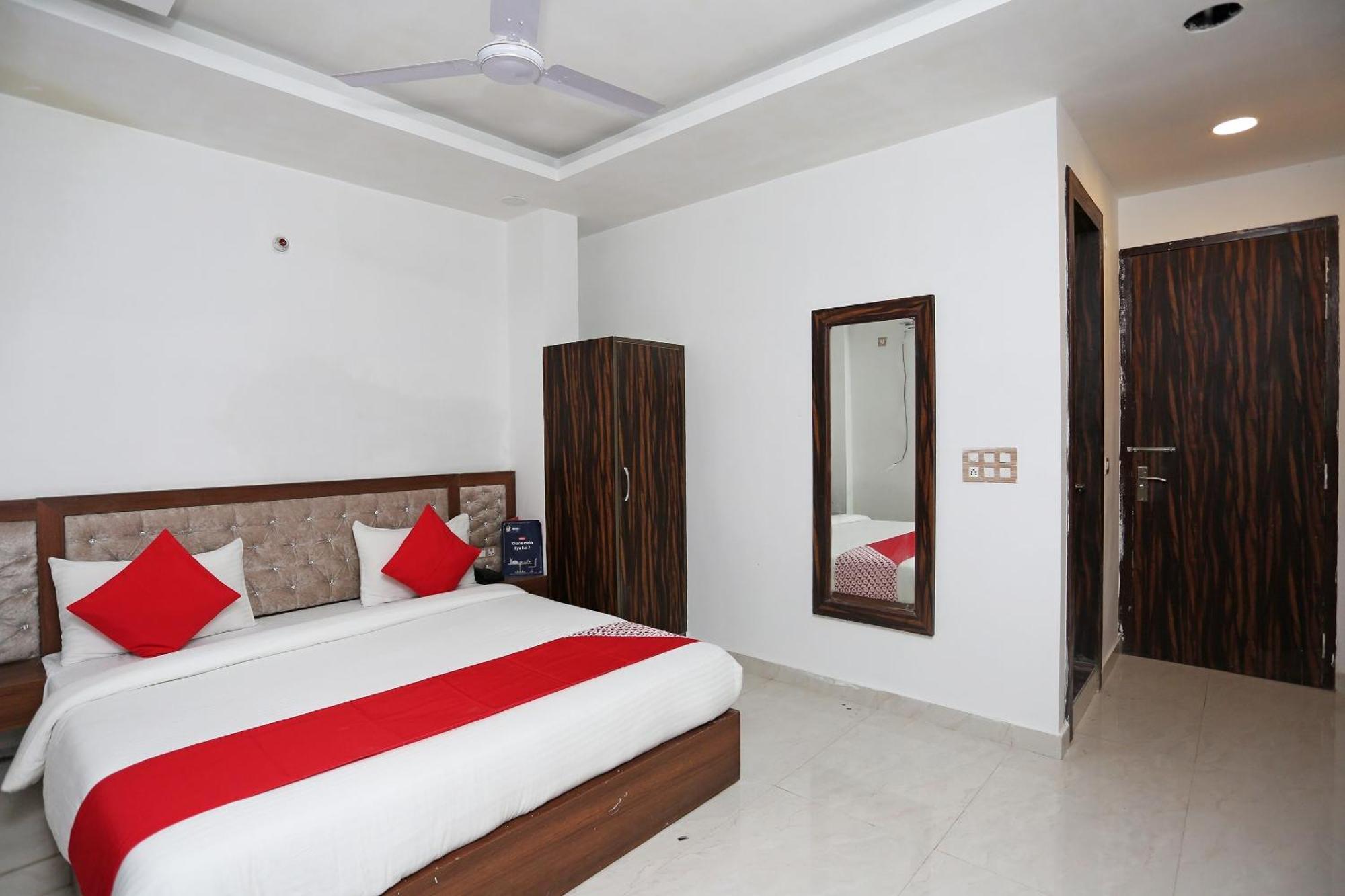 Hotel Rosewood Inn Rājpur Buitenkant foto