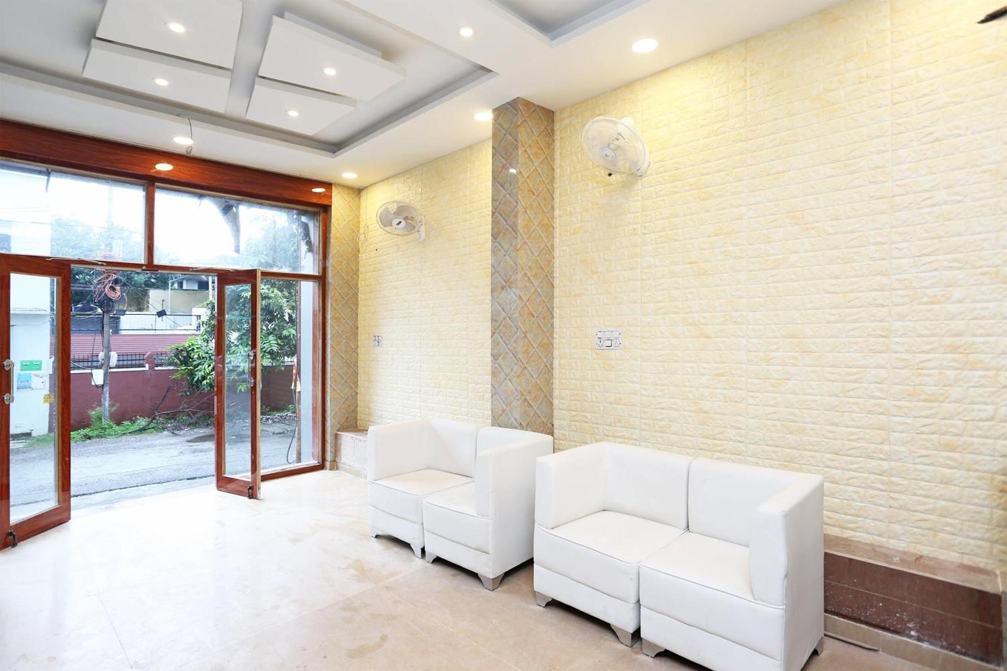 Hotel Rosewood Inn Rājpur Buitenkant foto